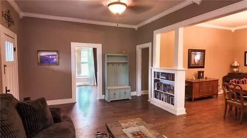 708 N 5th St, Paris, AR 72855 photo 8