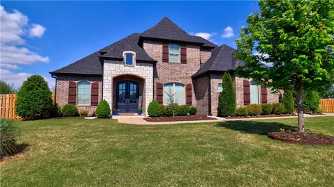 940 Via Firenze Ave, Springdale, AR 72762