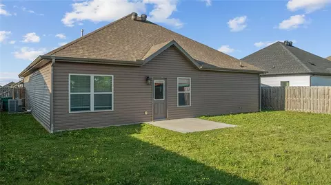 Exterior - 1111 Pebble Pass, Centerton, AR 72719 photo 2 of 5