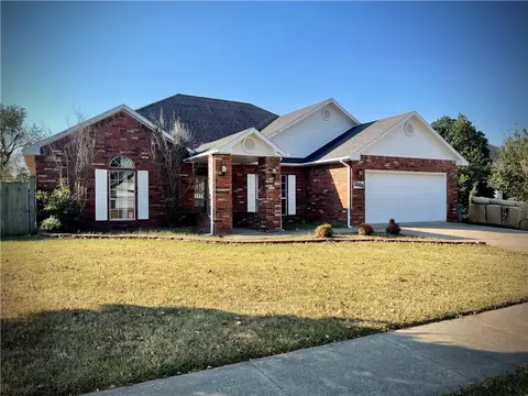 3604 Beech Dr, Rogers, AR 72756