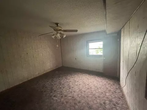 Living - 607 Purtle Ave, Springdale, AR 72764 photo 1 of 2