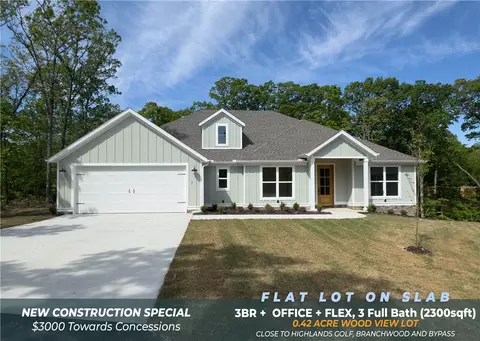 1 Larkhall Cir, Bella Vista, AR 72715