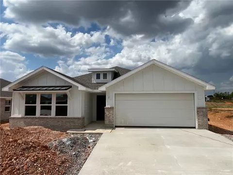 8710 Majestic Rd, Centerton, AR 72713