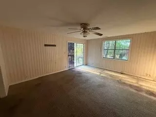 Living - 402 E College St, Altus, AR 72821 photo 1 of 3