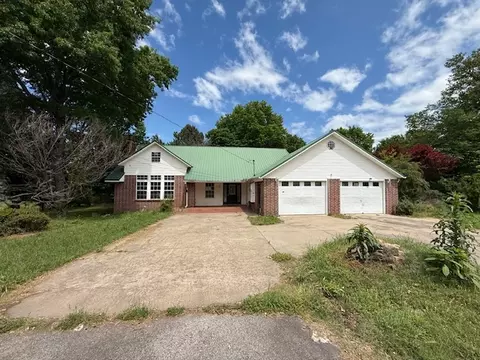 402 E College St, Altus, AR 72821