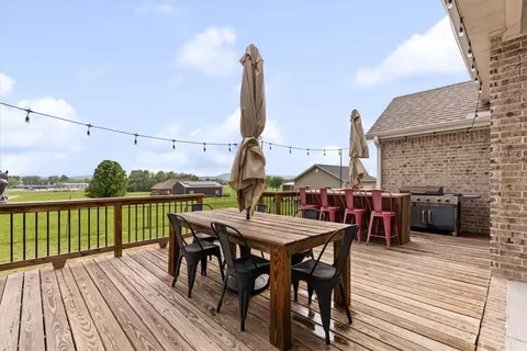 313 W Bush St, Prairie Grove, AR 72753