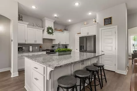 313 W Bush St, Prairie Grove, AR 72753