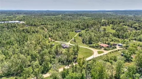 View/Area - 11368 Hardeman Ln, Rogers, AR 72756 photo 3 of 6