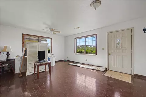 Living - 11368 Hardeman Ln, Rogers, AR 72756 photo 2 of 2