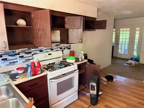 Kitchen - -- Nc 8389, Jasper, AR 72602 photo 1 of 2