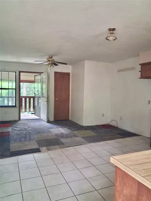 Living - -- Nc 8389, Jasper, AR 72602 photo 1 of 2
