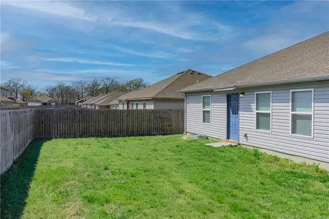 Exterior - 1731 Hermitage Dr, Centerton, AR 72719 photo 4 of 6