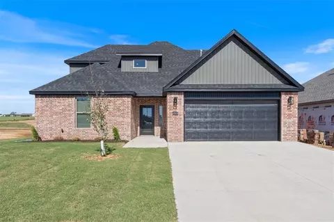 6904 SW Orange Ave, Bentonville, AR 72713