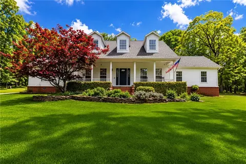 14203 Greenridge Rd, Fayetteville, AR 72701