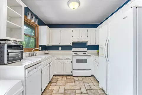 11 Malvern Ln, Bella Vista, AR 72714