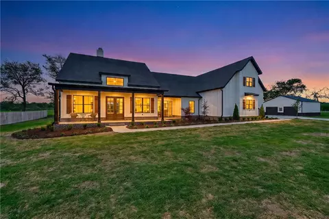 17649 Bryant Blvd, Springdale, AR 72764