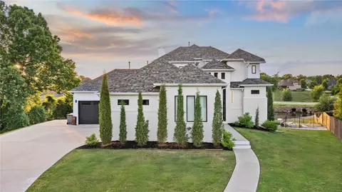 203 Cascade Cir, Cave Springs, AR 72718