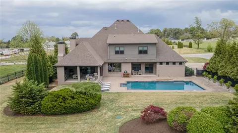4415 E Mint Blvd, Fayetteville, AR 72703