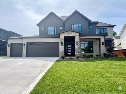 111 NW Trail Ridge Rd, Bentonville, AR 72712