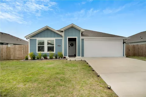 4435 W Canyon Run Dr, Fayetteville, AR 72704