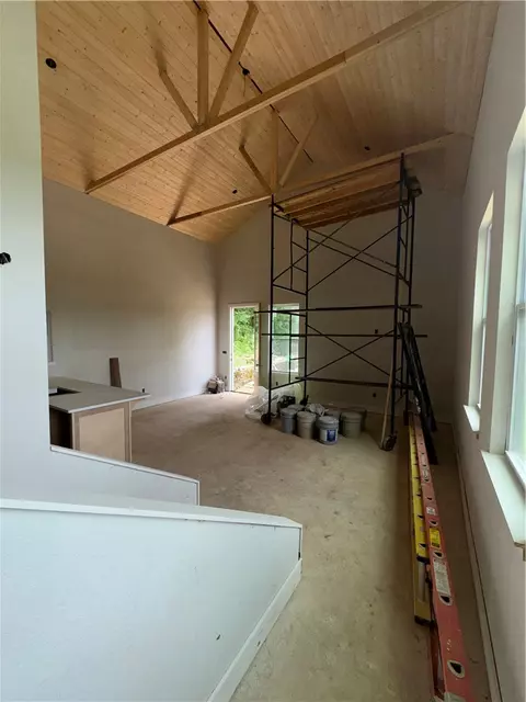 Living - 10669 Highway 16, Combs, AR 72721 photo 1 of 1
