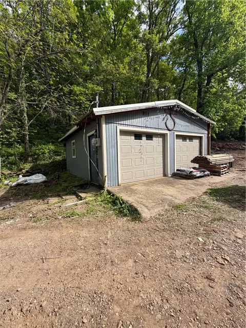 10669 Highway 16, Combs, AR 72721