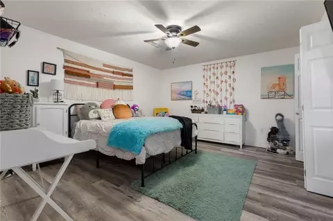 Bedroom - 1701 Augusta Dr, Harrison, AR 72601 photo 2 of 4