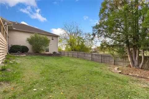 Exterior - 1701 Augusta Dr, Harrison, AR 72601 photo 5 of 9