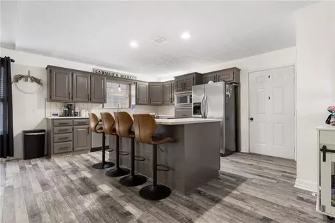 Kitchen - 1701 Augusta Dr, Harrison, AR 72601 photo 2 of 5