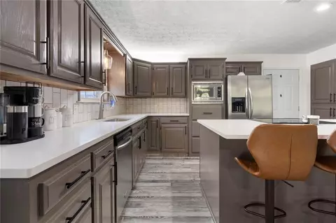 Kitchen - 1701 Augusta Dr, Harrison, AR 72601 photo 1 of 5