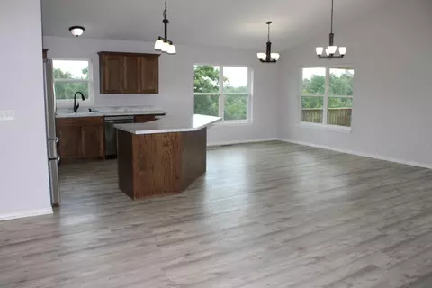 Living - 9294 Sugar Rd, Harrison, AR 72601 photo 2 of 2