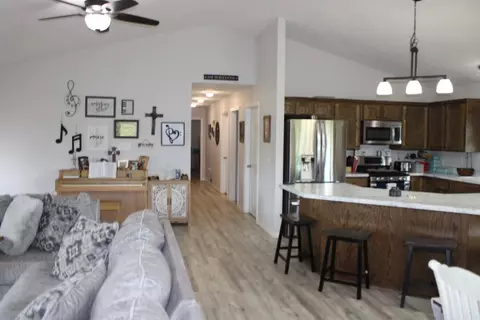 Entry Way - 9294 Sugar Rd, Harrison, AR 72601 photo 1 of 2