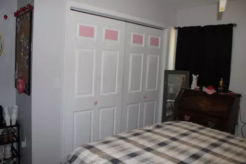 Bedroom - 9294 Sugar Rd, Harrison, AR 72601 photo 5 of 8