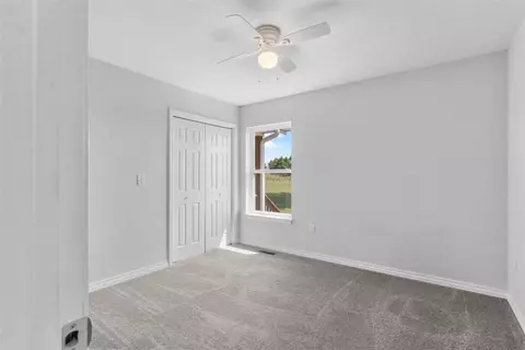 Bedroom - 9294 Sugar Rd, Harrison, AR 72601 photo 4 of 5