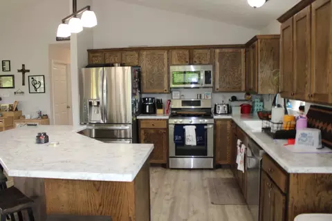 Kitchen - 9294 Sugar Rd, Harrison, AR 72601 photo 3 of 4