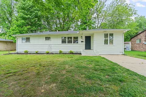 1138 N West End St, Springdale, AR 72764