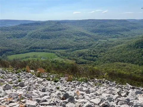 977 Nc 6827, Jasper, AR 72641