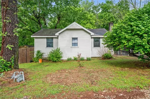 1615 Jones Ln, Pea Ridge, AR 72751