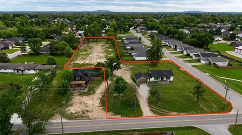 904 E 906 E New Hope Rd, Rogers, AR 72758