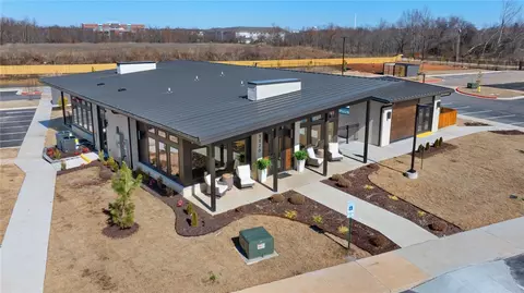 3319 SE Mp Pkwy #204, Bentonville, AR 72712
