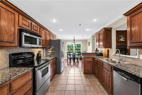 Kitchen - 447 Buckboard Rd, West Fork, AR 72774 photo 2 of 3