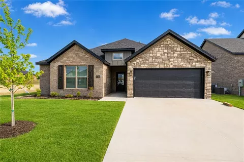 6701 SW High Meadow Blvd, Bentonville, AR 72713