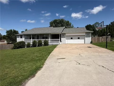 1451 Kay Lynn Dr, Pea Ridge, AR 72751