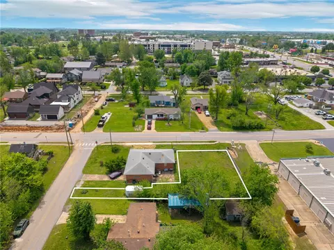 NW G Street, Bentonville, AR 72712
