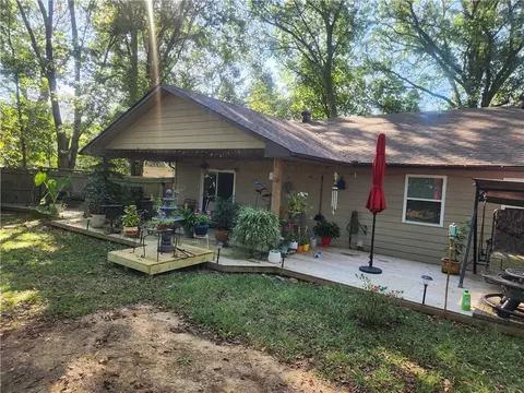 Exterior - 110 Walker St, Ozark, AR 72949 photo 4 of 9
