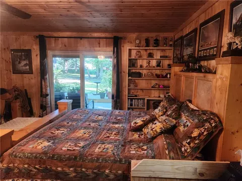 Bedroom - 110 Walker St, Ozark, AR 72949 photo 3 of 3