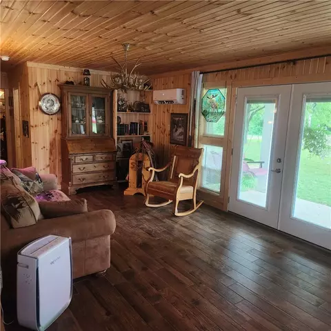 Living - 110 Walker St, Ozark, AR 72949 photo 2 of 2
