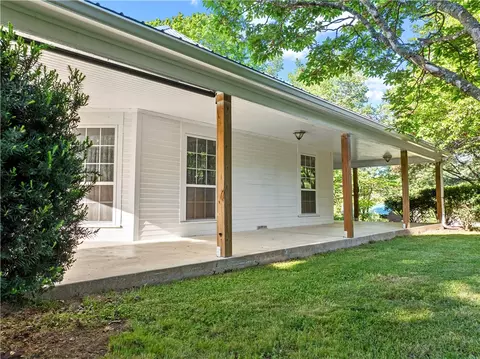 Exterior - 324 N Cherry St, Harrison, AR 72601 photo 5 of 7