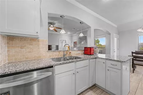 940 Silverthorn Dr, Centerton, AR 72719 photo 8
