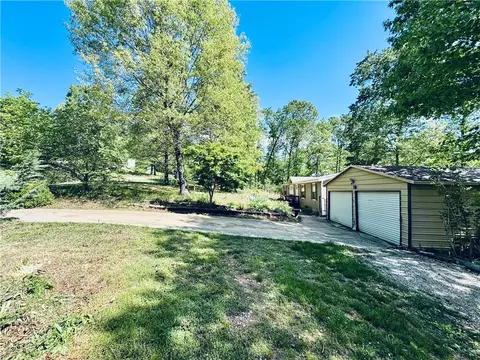 11276 Silver Cloud Trl, Rogers, AR 72756